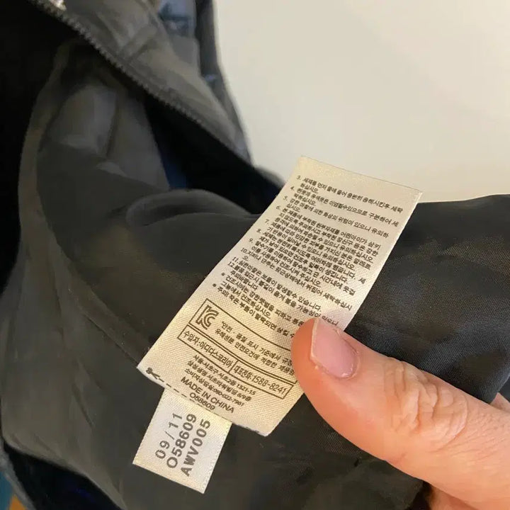 [BUNJANG] Adidas Women's Long Padded Jacket / 아디다스 유광 여성 롱패딩