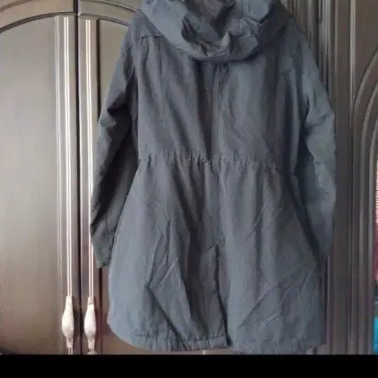 [BUNJANG] Black Quilted Hooded Long Parka / 블랙 누빔후드 코트