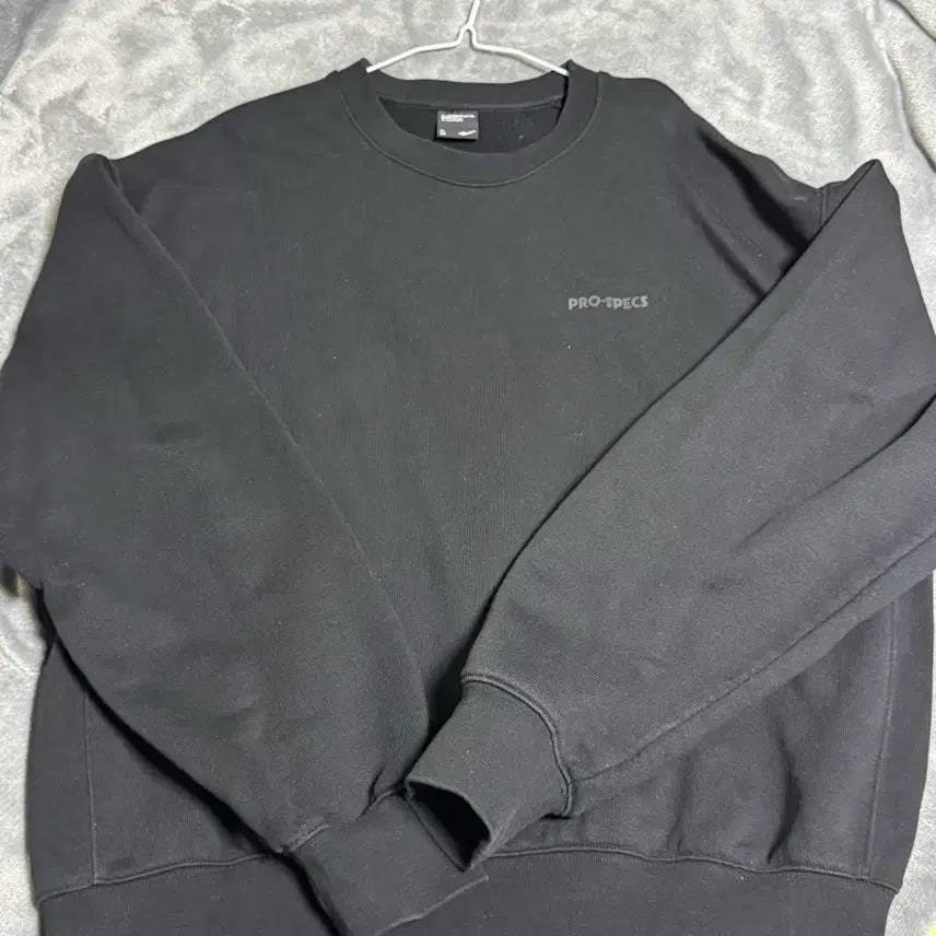[BUNJANG] Prospecs Oversized Black Sweatshirt / 프로스펙스 맨투만 오버핏 블랙 스웨트셔츠
