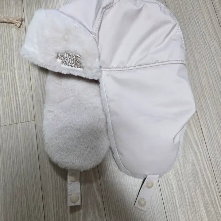 [BUNJANG] The North Face Trooper Hat Fur Cap / 노스페이스 이어머프캡 트루퍼햇 퍼모자