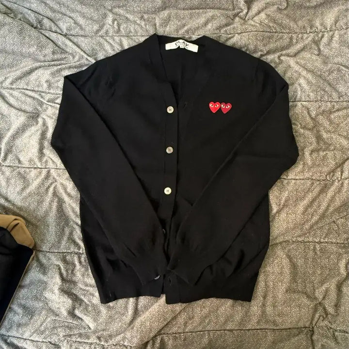 [BUNJANG] Comme des Garcons Heart Cardigan L / 꼼데가르송 하트 가디건 L 국내백화점 정발