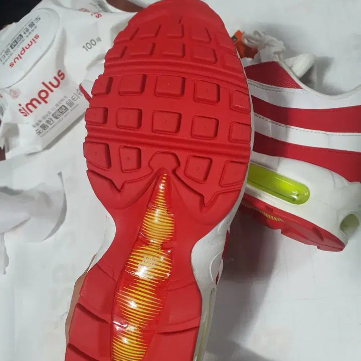 [BUNJANG] Nike Air Max 95 White/Red Sneakers / 나이키 에어맥스 95 화이트/레드 260 새상품