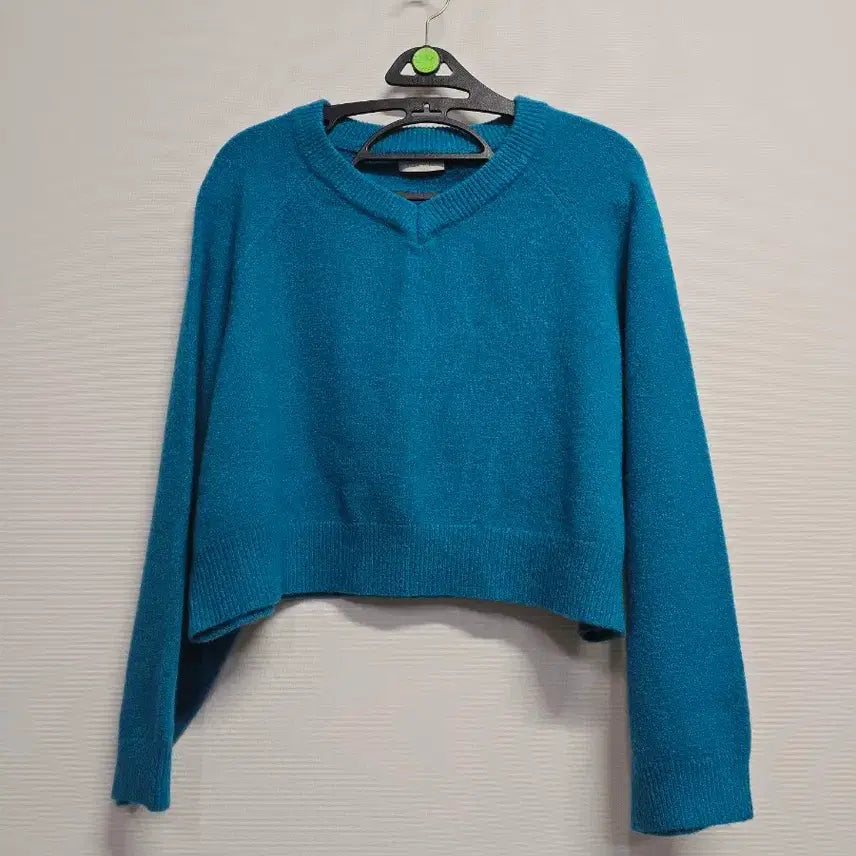 [BUNJANG] Valencia Turkish Blue V-Neck Crop Knit / 발렌시아 터키블루 V넥 크롭 니트