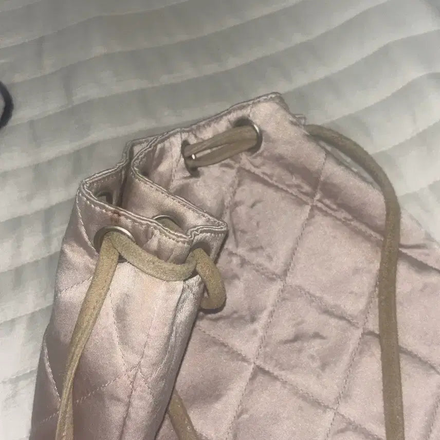 [BUNJANG] Chanel Beige Suede Backpack / 정품 샤넬 핑크 복조리 스웨이드 백팩 베이지 샤넬가방 빈티지샤넬 빈티지