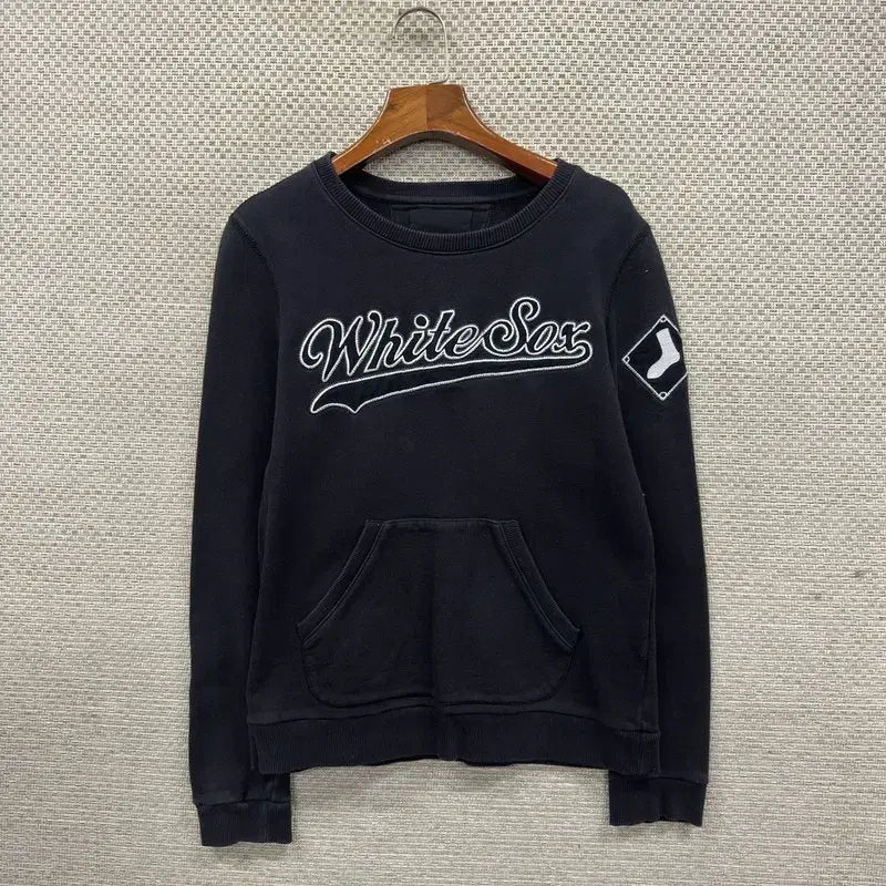 [SOLD OUT] MLB 센터자수 캐주얼 맨투맨 90 M09855