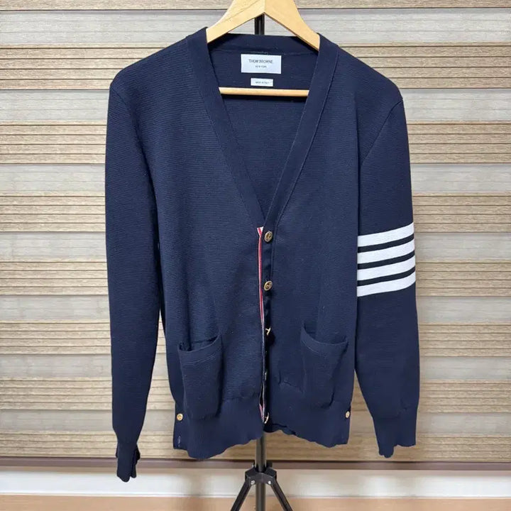 [SOLD OUT] [S+급/당일배송] 톰브라운 밀라노스티치 금장 가디건