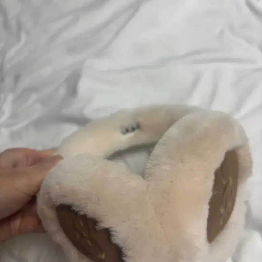 [BUNJANG] UGG Chestnut Earmuffs / UGG 어그귀마개 체스트넛 정품