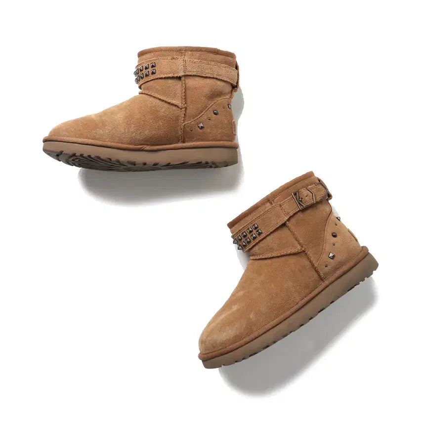 [BUNJANG] UGG Studded Short Boots / UGG Stud Short Boots