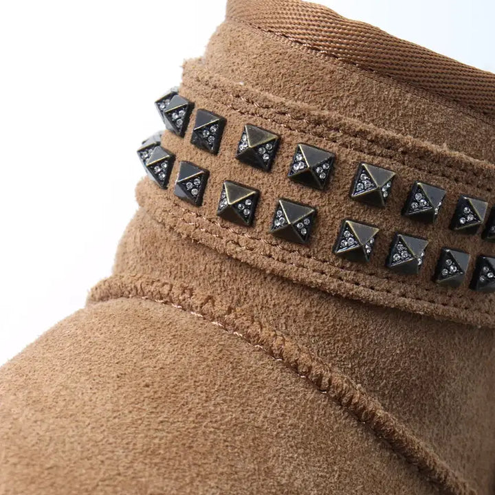 [BUNJANG] UGG Studded Short Boots / UGG Stud Short Boots