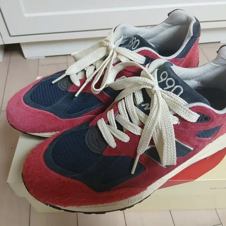 [BUNJANG] New Balance 990v2 Made in USA Sneakers / 뉴발란스 990v2 made in USA 크리센티넘 네이비 255