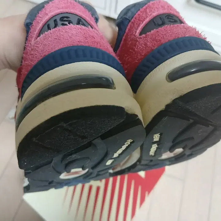 [BUNJANG] New Balance 990v2 Made in USA Sneakers / 뉴발란스 990v2 made in USA 크리센티넘 네이비 255