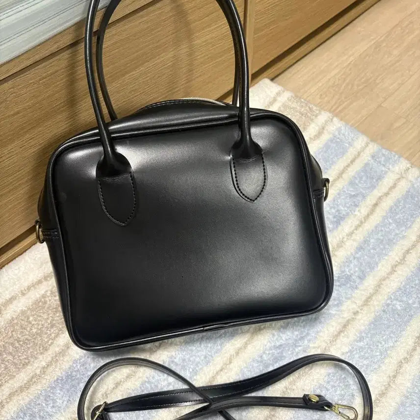 [BUNJANG] Black Dot Shoulder Bag / 블랙 도트백 겸 숄더백