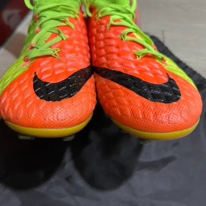 [BUNJANG] Nike Hypervenom Phantom 3 DF FG Soccer Cleats / (보스니아산) 나이키 하이퍼베놈 팬텀3 DF FG [240] 축구화