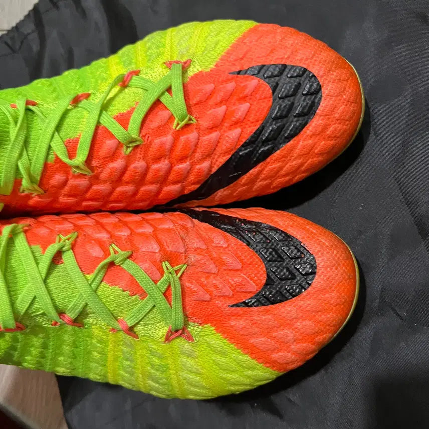 [BUNJANG] Nike Hypervenom Phantom 3 DF FG Soccer Cleats / (보스니아산) 나이키 하이퍼베놈 팬텀3 DF FG [240] 축구화
