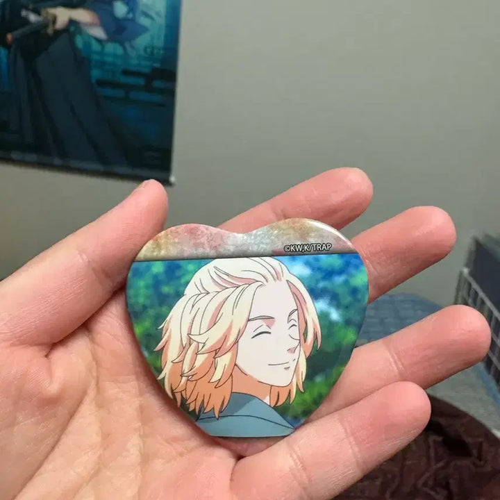 [BUNJANG] Tokyo Revengers Mikey Heart Badge / 도리벤 마이키 하트뱃지 팔아요-(2)