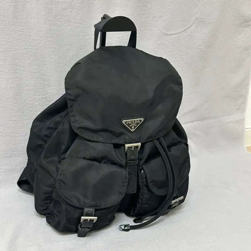 [BUNJANG] Prada Nylon Poconos Two-Pocket Backpack Medium / 프라다 나일론 포코노 투포켓 백팩 미디움
