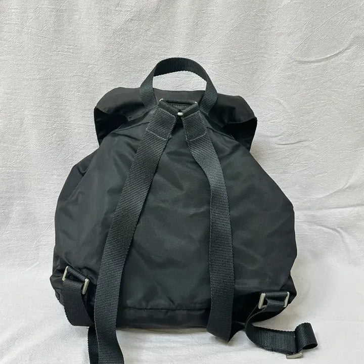 [BUNJANG] Prada Nylon Poconos Two-Pocket Backpack Medium / 프라다 나일론 포코노 투포켓 백팩 미디움