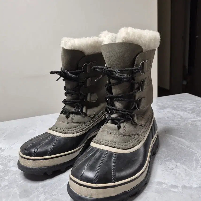 [BUNJANG] Sorel Caribou Waterproof Winter Boots / 소렐 카리부 방한화 낚시화 캠핑화