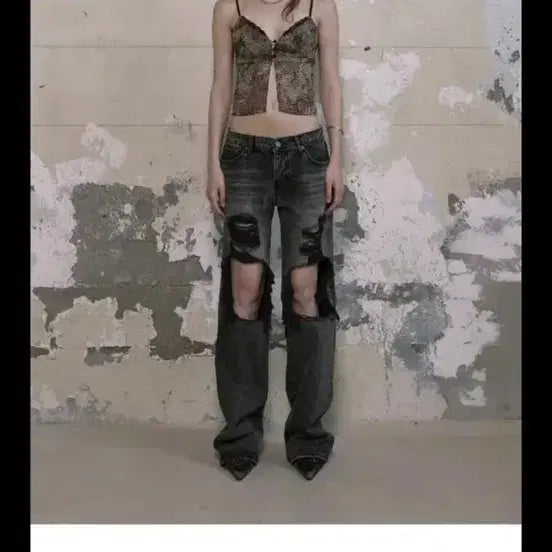 [BUNJANG] Bohemian Seoul Distressed Denim / 보헴서 보헤미안서울 디스트레스드 데님