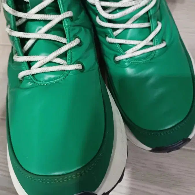 [BUNJANG] Benetton Weather Gear Padded Boots 255 / 베네통 웨더기어 패딩 부츠 255