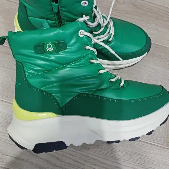 [BUNJANG] Benetton Weather Gear Padded Boots 255 / 베네통 웨더기어 패딩 부츠 255