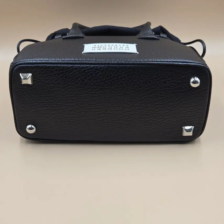 [BUNJANG] Maison Margiela 5AC Drawstring Mini Tote Bag / 메종 마르지엘라 5AC 드로스트링 미니 토트백