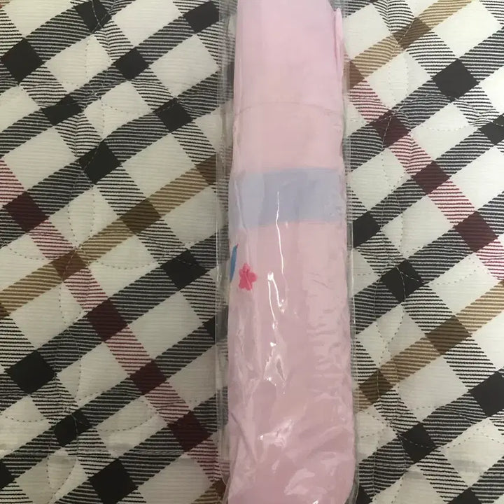 [BUNJANG] Laneige Cherry Blossom Umbrella & Pillow Cover Set / 새상품 라네즈 벚꽃콜라보우산+베게커버