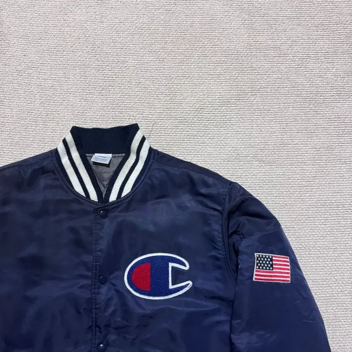 [BUNJANG] Champion Big Logo Nylon Varsity Jacket - L / Champion 빅로고 나일론 바시티 자켓 L
