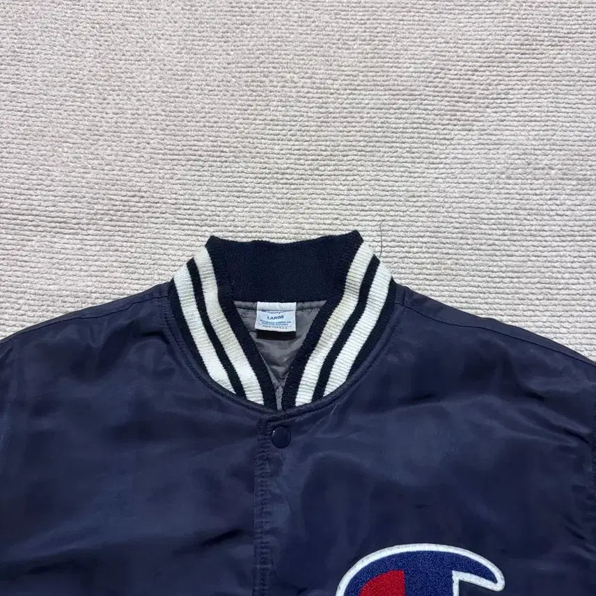 [BUNJANG] Champion Big Logo Nylon Varsity Jacket - L / Champion 빅로고 나일론 바시티 자켓 L