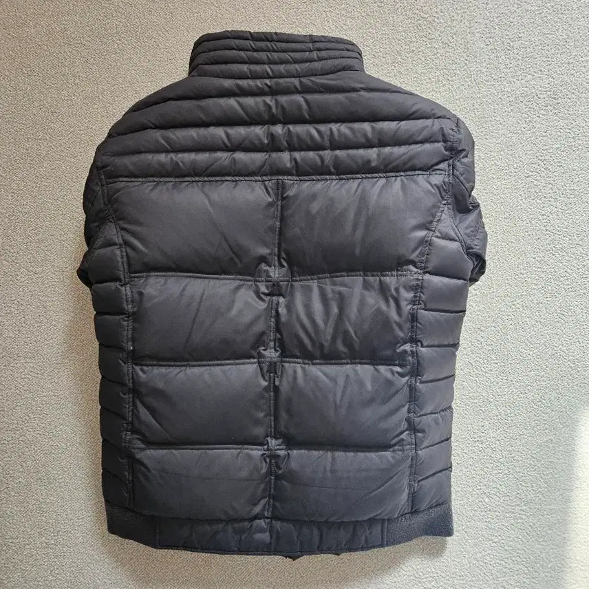 [BUNJANG] Levi's Black Padded Jumper / 리바이스 블랙 패딩 점퍼