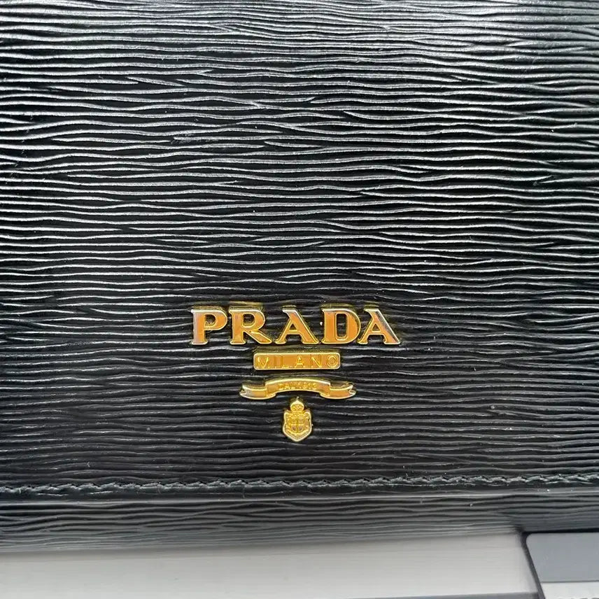 [BUNJANG] Prada 1MH132 Metal Logo Long Wallet / 프라다 1MH132 메탈 로고 장지갑