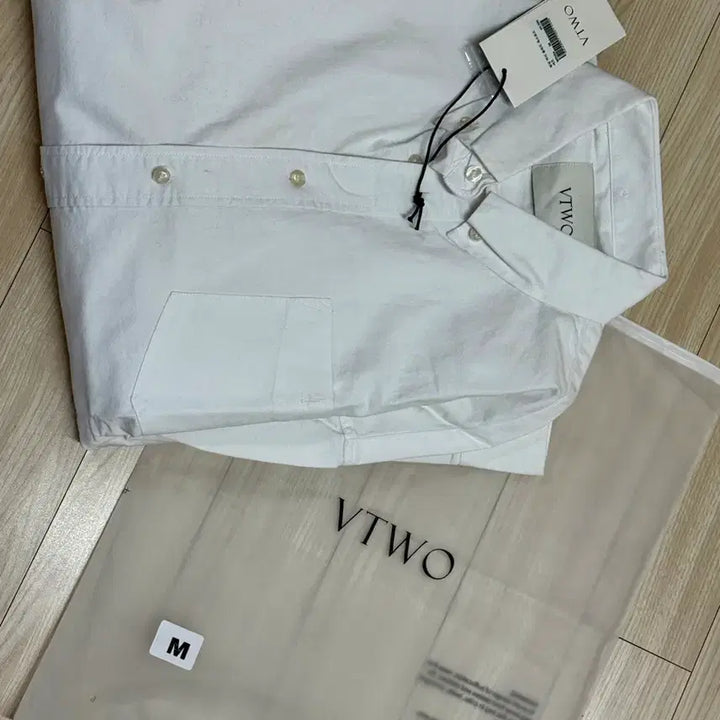 [BUNJANG] Musinsa V2 Oxford Shirt White M / (반택무료/새제품) 무신사 브이투 옥스포드 셔츠 화이트 M