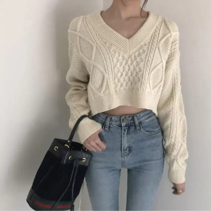 [BUNJANG] Crop Knit Top / 뒷리본 크롭 니트