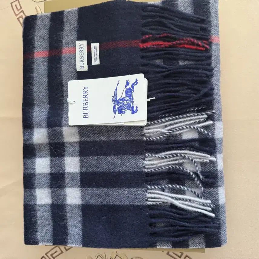 [BUNJANG] Burberry Lime Green Scarf / 버버리 패션 스카프