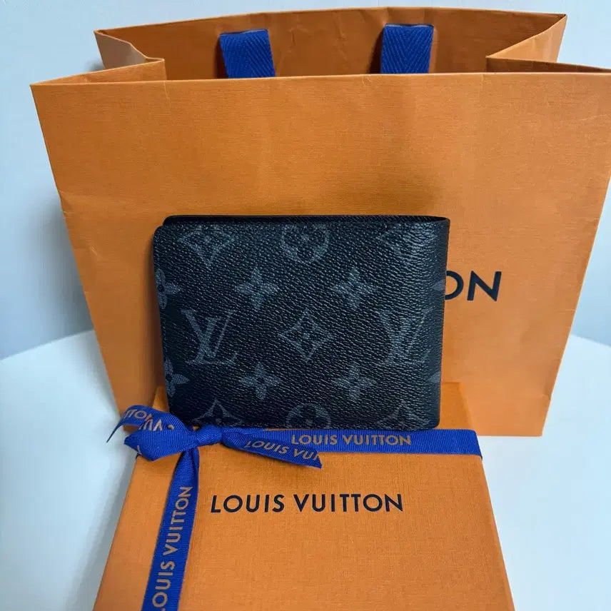 [BUNJANG] Louis Vuitton Multiple Wallet Monogram Eclipse / [새상품급/정품] 내장칩 루이비통 멀티플 월렛 반지갑 모노그램 이클립스