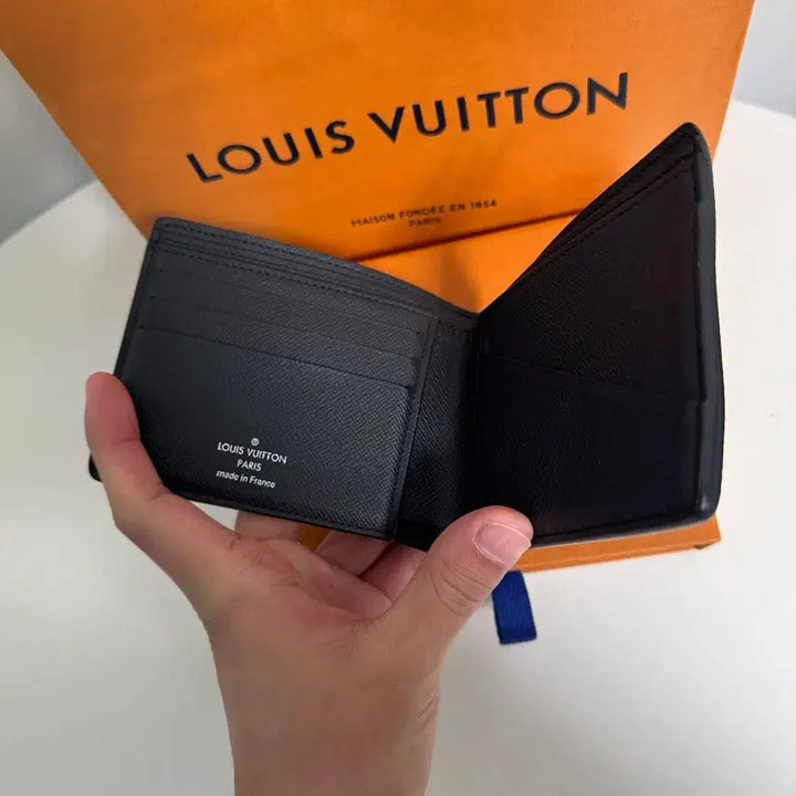 [BUNJANG] Louis Vuitton Multiple Wallet Monogram Eclipse / [새상품급/정품] 내장칩 루이비통 멀티플 월렛 반지갑 모노그램 이클립스