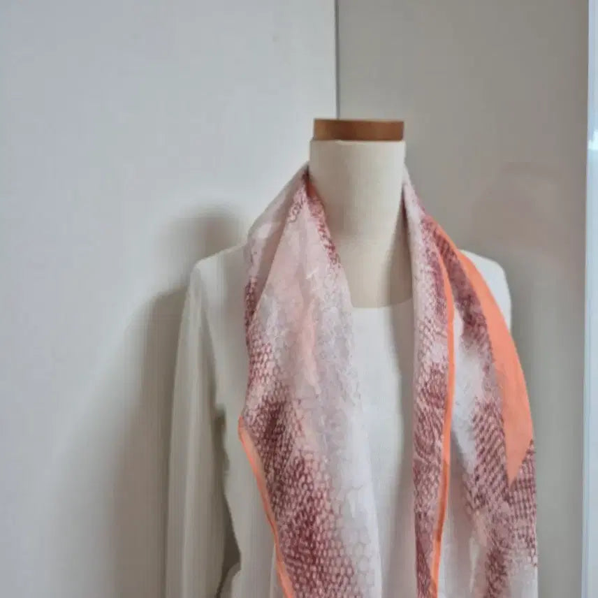 [BUNJANG] Chatelaine Silk Scarf / 샤트렌 실크100 스카프(텍새상품)