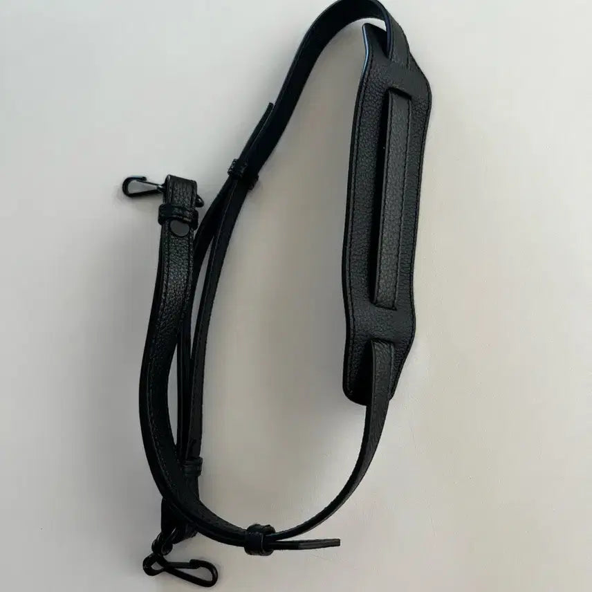 [BUNJANG] Balenciaga Neo Classic Small Black Handbag / 발렌시아가 네오 클래식 스몰 블랙