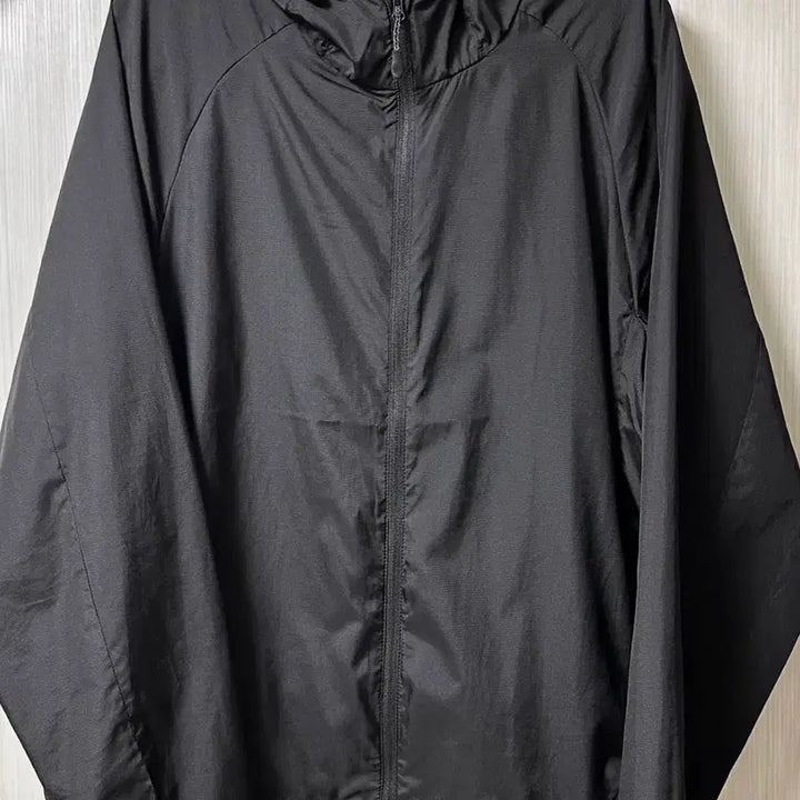 [BUNJANG] Spao Packable Windbreaker Jacket Black / 스파오 라이트 패커블 윈드브레이커 바람막이 블랙