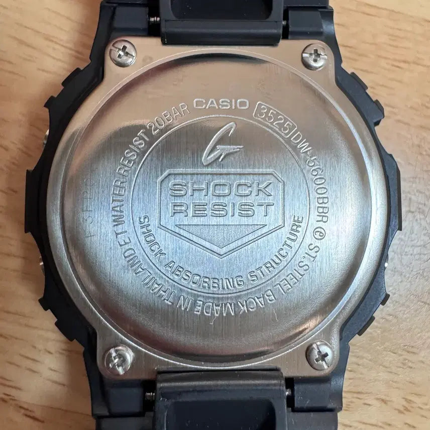 [BUNJANG] G-Shock DW-5600BBR Watch / 지샥 스퀘어 [DW-5600BBR] 블랙 & 레드 (미사용품)