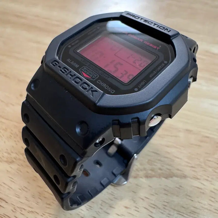 [BUNJANG] G-Shock DW-5600BBR Watch / 지샥 스퀘어 [DW-5600BBR] 블랙 & 레드 (미사용품)