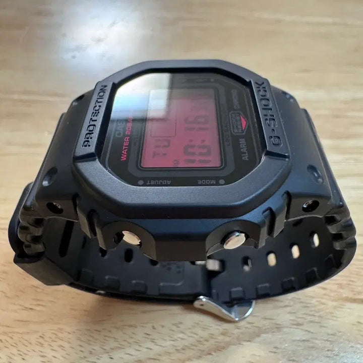 [BUNJANG] G-Shock DW-5600BBR Watch / 지샥 스퀘어 [DW-5600BBR] 블랙 & 레드 (미사용품)