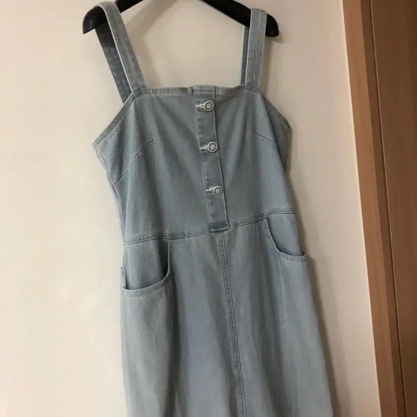 [BUNJANG] Deuel Denim Sleeveless Maxi Dress / 듀엘 데님 연청 민소매 나시 롱 원피스 슬리브리스 여행룩 뷔스티에 하객룩