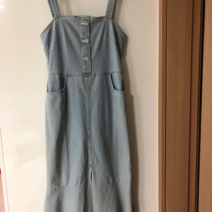 [BUNJANG] Deuel Denim Sleeveless Maxi Dress / 듀엘 데님 연청 민소매 나시 롱 원피스 슬리브리스 여행룩 뷔스티에 하객룩