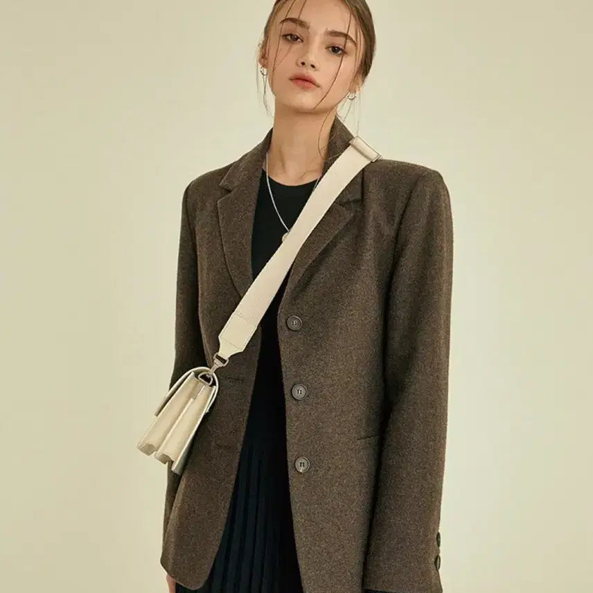 [BUNJANG] Riel 22 First Single Wool Jacket Brown Half Coat / 리엘 22년 퍼스트 싱글 울자켓 브라운 하프코트 결혼식 하객룩 출근룩리엘