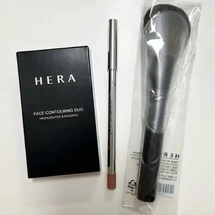 [BUNJANG] 헤라 페이스 컨투어링 듀오 + 립 컨실러 + 브러쉬 / 헤라 페이스 컨투어링 듀오 + 립 컨실러 + 브러쉬