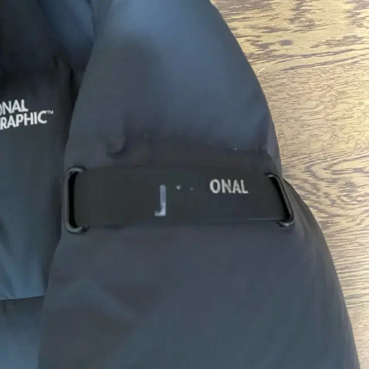[BUNJANG] National Geographic Cayman 3 Goose Down Long Padded Jacket Charcoal / 네셔널 지오그래픽 카이만 3 구스다운 롱패딩 챠콜 L사이즈