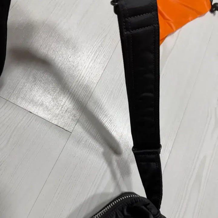 [BUNJANG] Porter Tanker Shoulder Bag Small / 요시다포터 탱커 숄더백 스몰