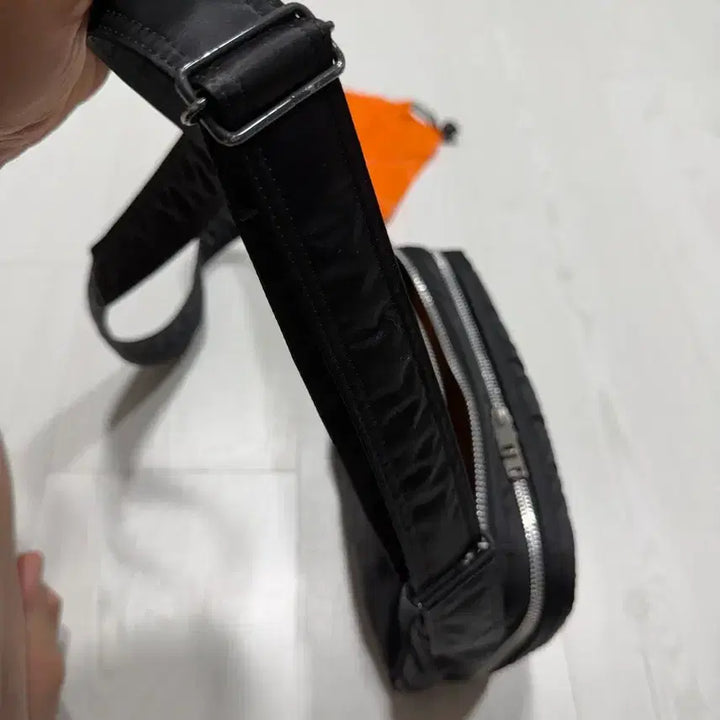 [BUNJANG] Porter Tanker Shoulder Bag Small / 요시다포터 탱커 숄더백 스몰