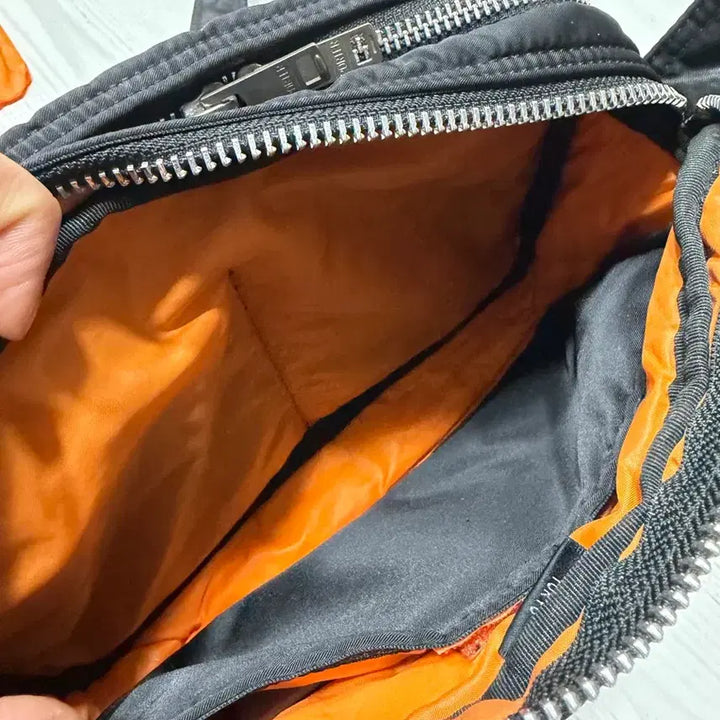 [BUNJANG] Porter Tanker Shoulder Bag Small / 요시다포터 탱커 숄더백 스몰